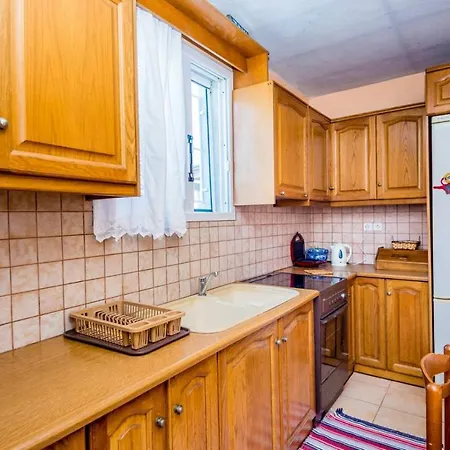 Apartment Tselepis House